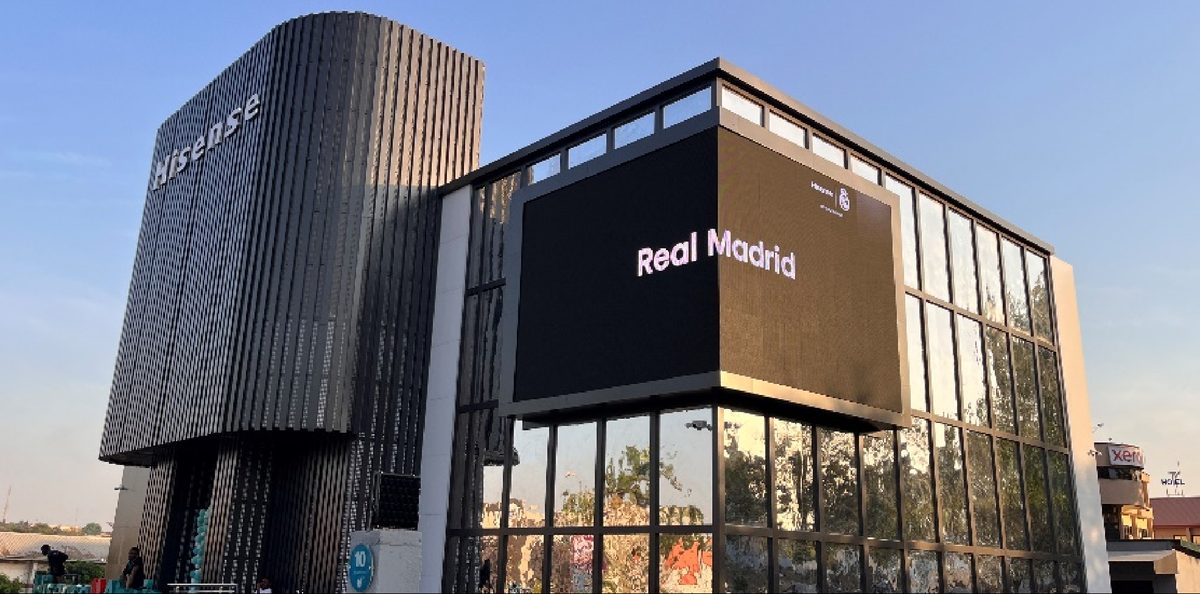 Mall of Germany — Transparent LED Facade